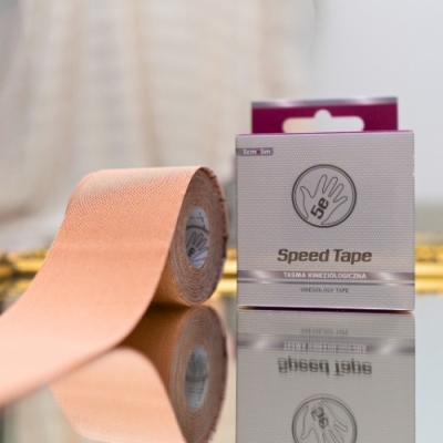 Taśma kinezjologiczna bawełniana Speed beżowa - dyskretny plaster na ból kręgosłupa, wdowi garb i do pracy biurowej